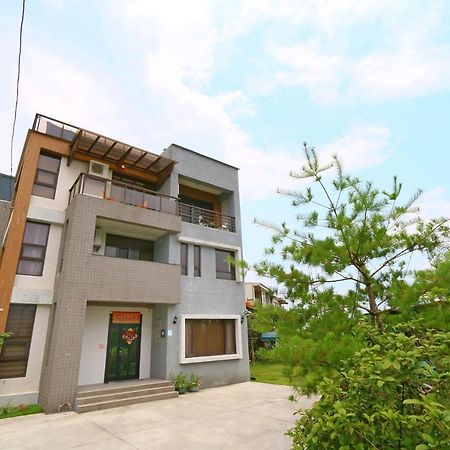 Sakura Love River Bed And Breakfast Дуншань Экстерьер фото