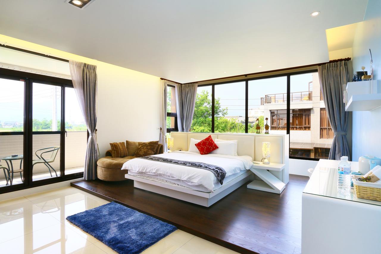 Sakura Love River Bed And Breakfast Дуншань Экстерьер фото