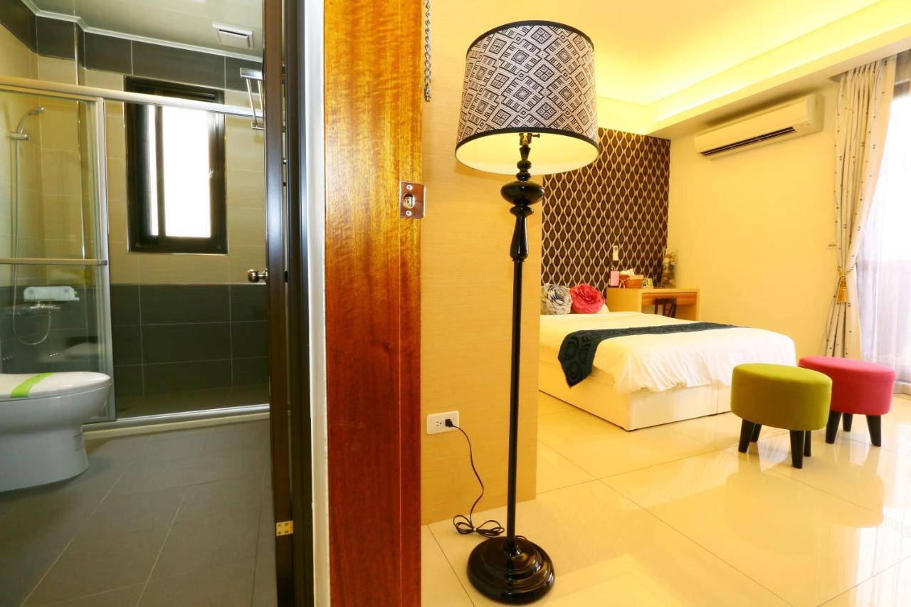 Sakura Love River Bed And Breakfast Дуншань Экстерьер фото